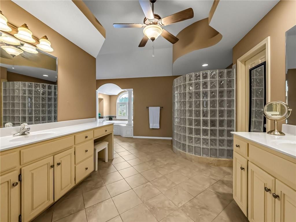 1028 NE Serenity Lane — photo 19