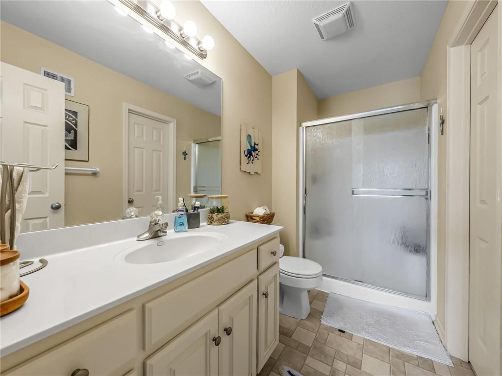 1028 NE Serenity Lane — photo 24