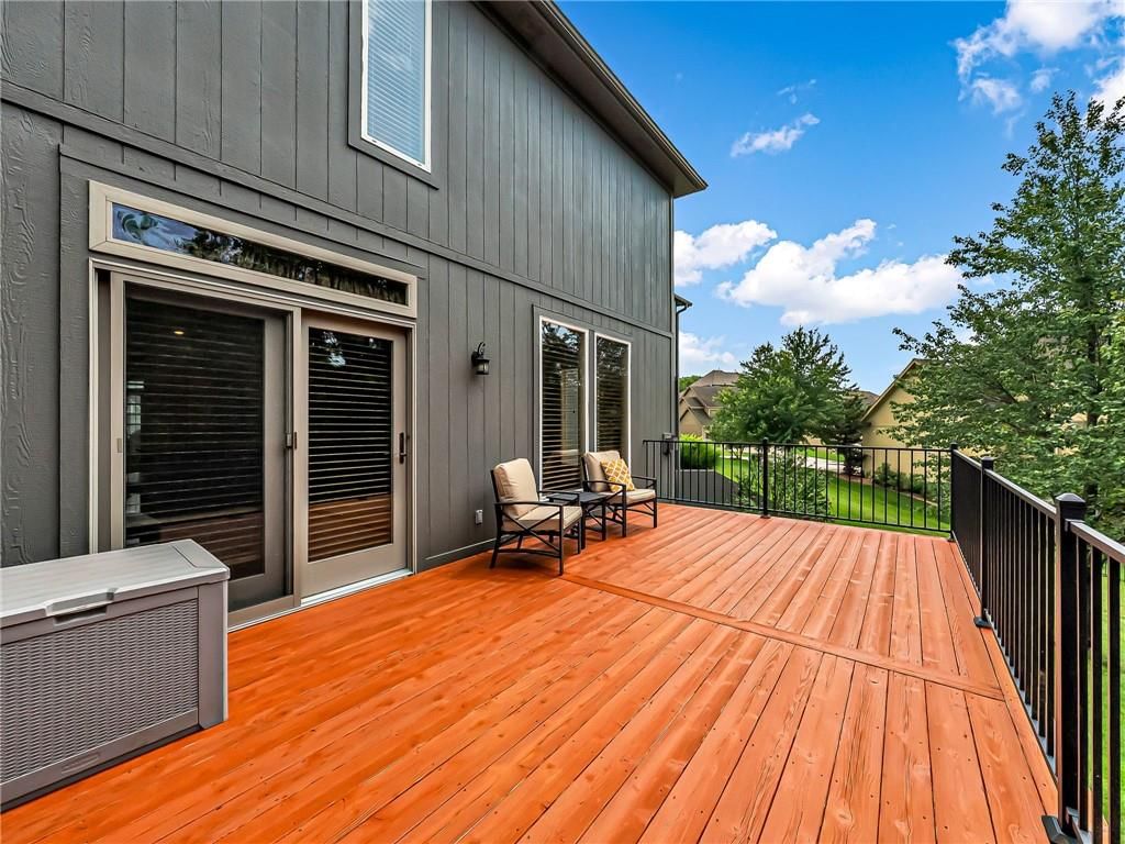 1028 NE Serenity Lane — photo 26
