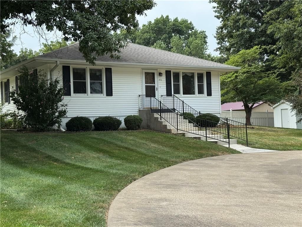 1210 Lipper Avenue — photo 19