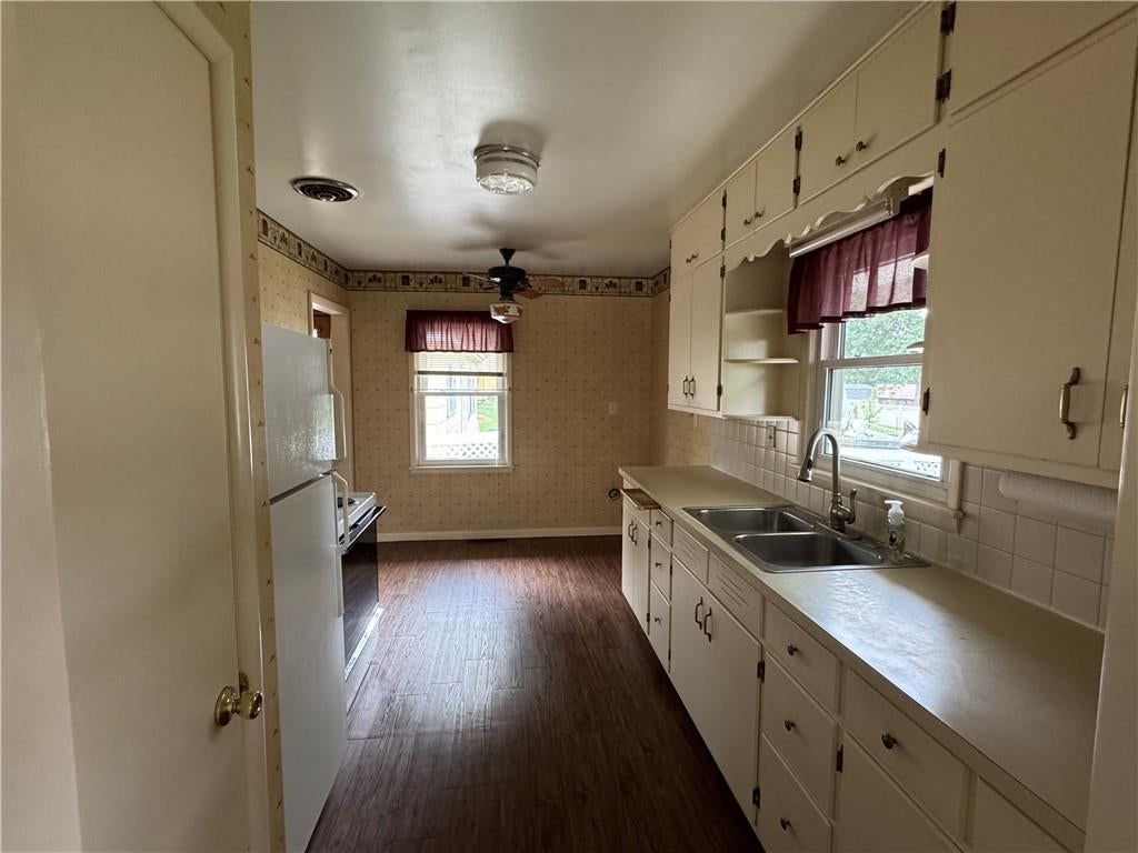1210 Lipper Avenue — photo 23