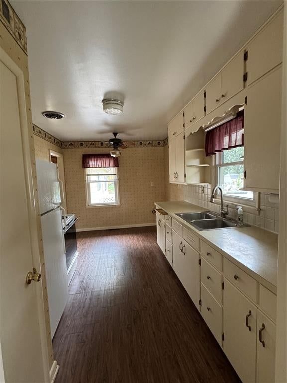 1210 Lipper Avenue — photo 24