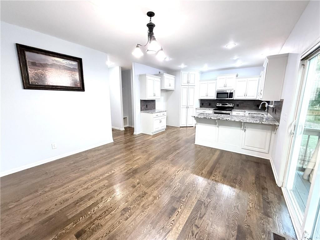 4303 NE 85th Terrace — photo 9