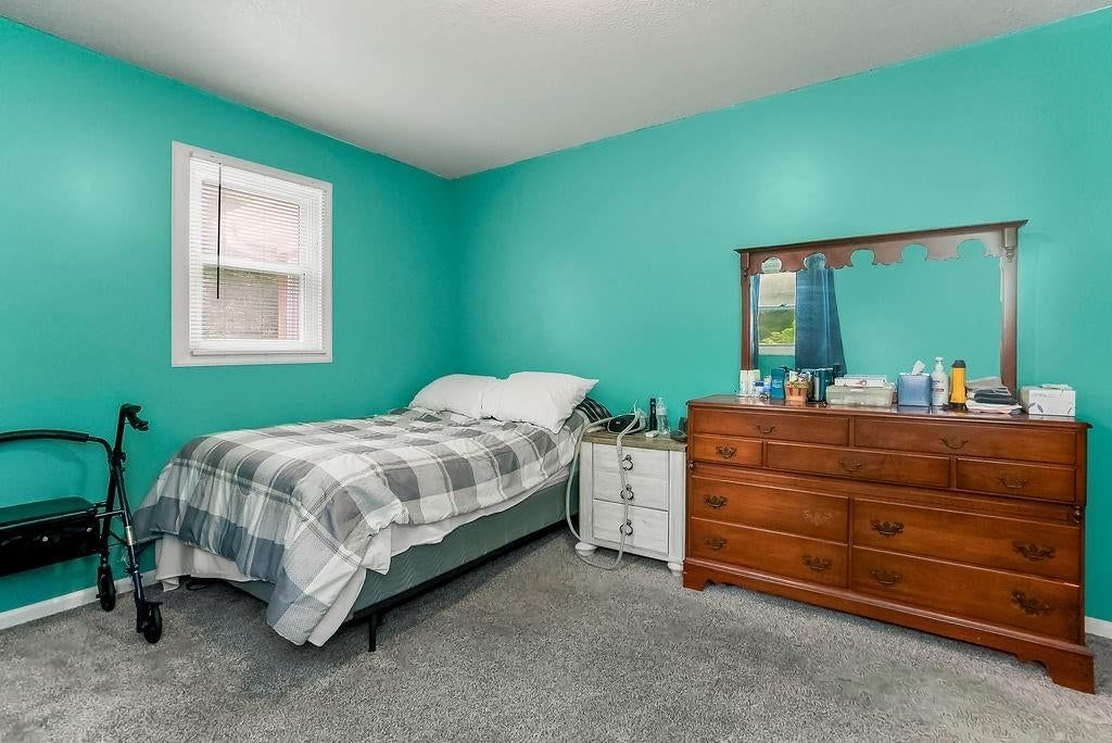 704 E Shawnee Street — photo 8