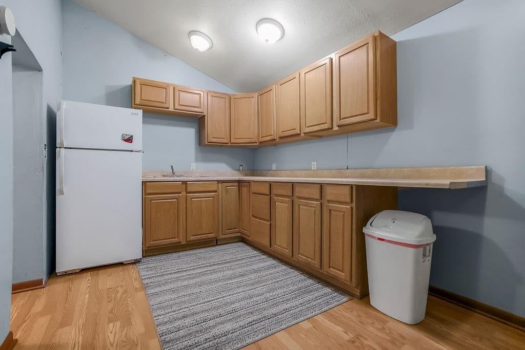 704 E Shawnee Street — photo 21