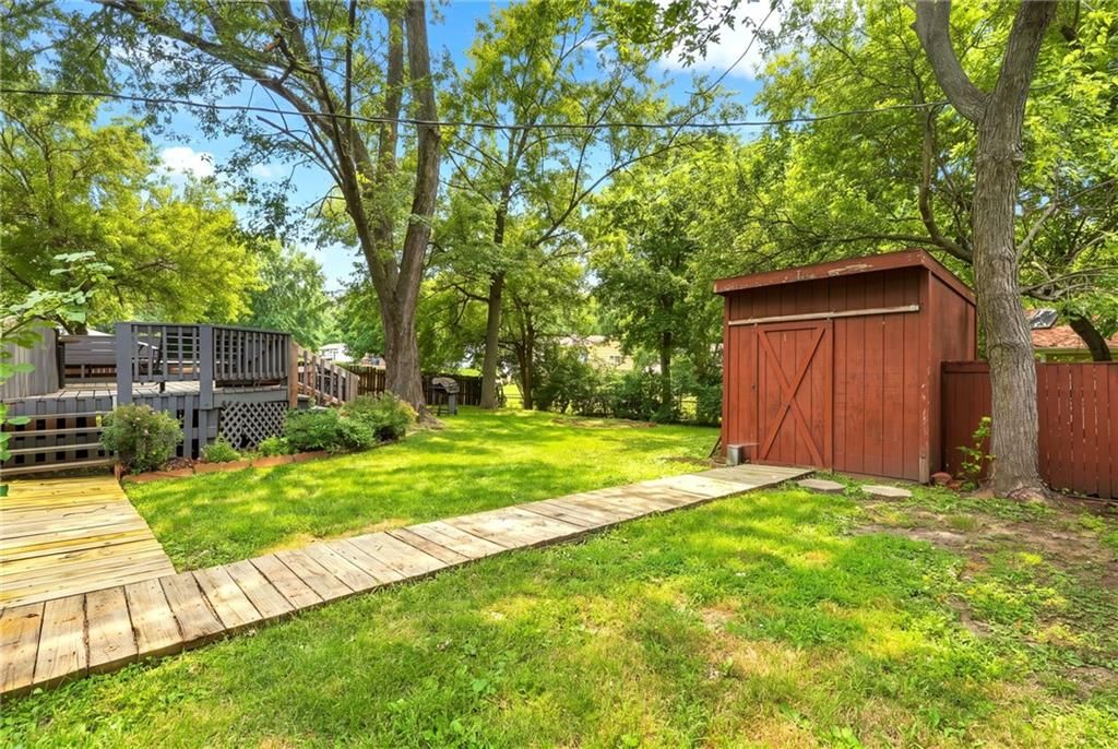 7306 Dearborn Street — photo 37