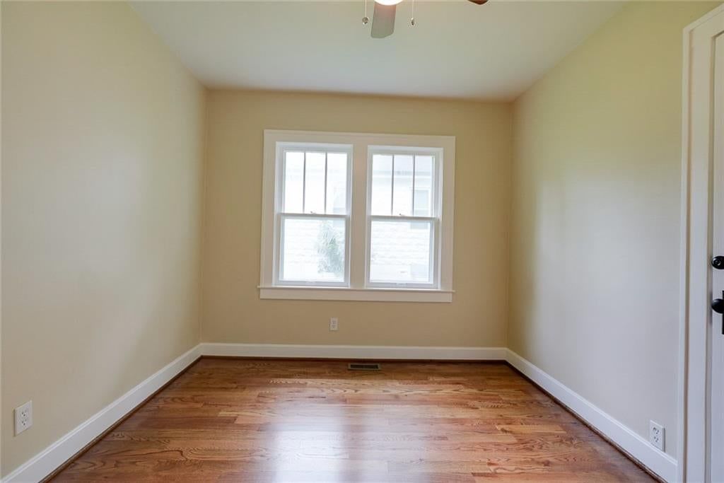 714 E Gudgell Avenue — photo 10