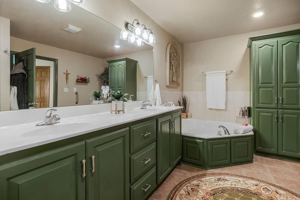 7368 SW Karen Road — photo 21