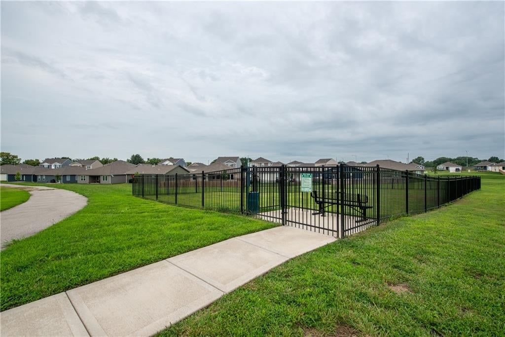 1606 Maci Drive — photo 41