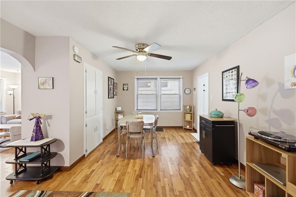 4515 Cambridge Street — photo 18