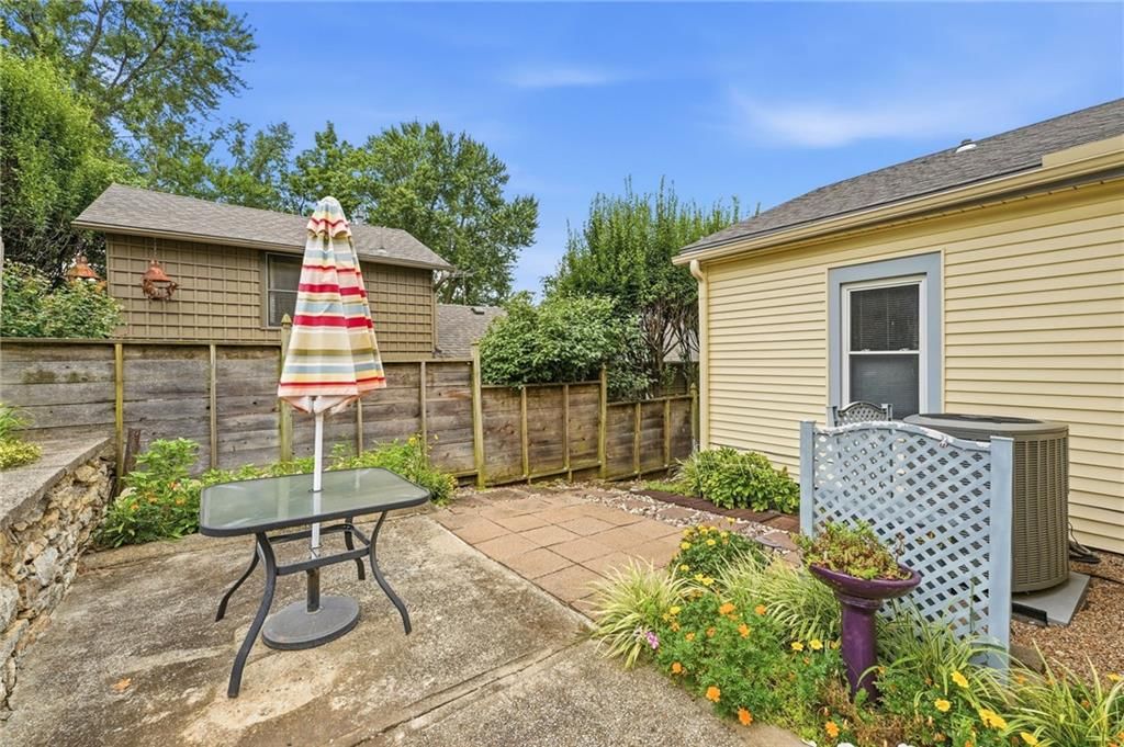 4515 Cambridge Street — photo 39