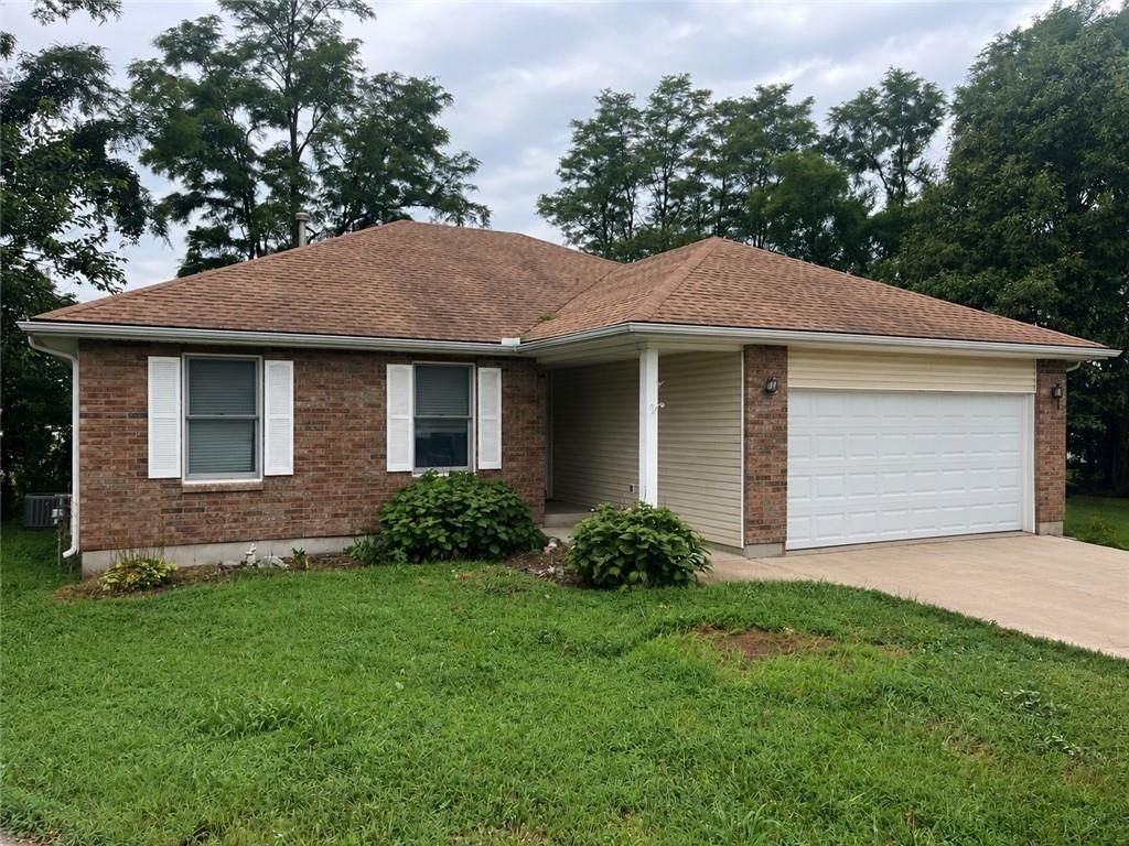 17 Sandi Circle — photo 1