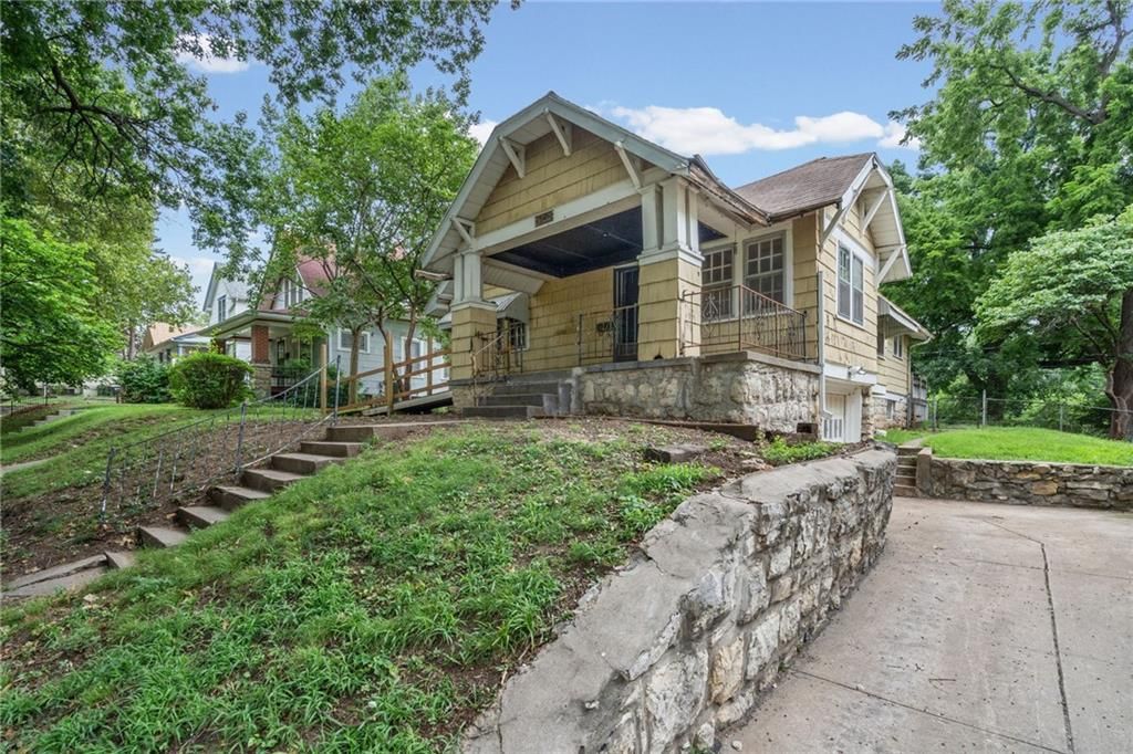 4219 Terrace Street — photo 2