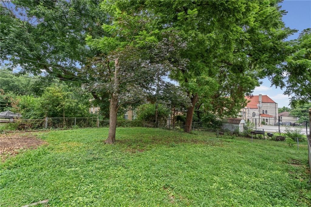 4219 Terrace Street — photo 31