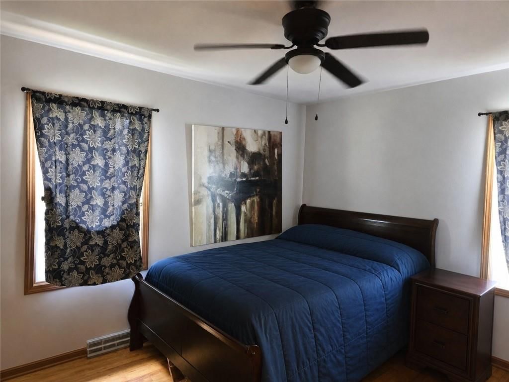 509 W 32nd Street — photo 7