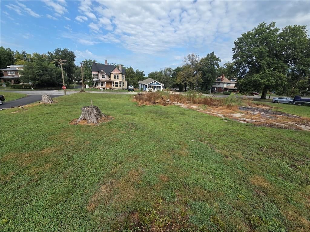 404 N Main Street — photo 2