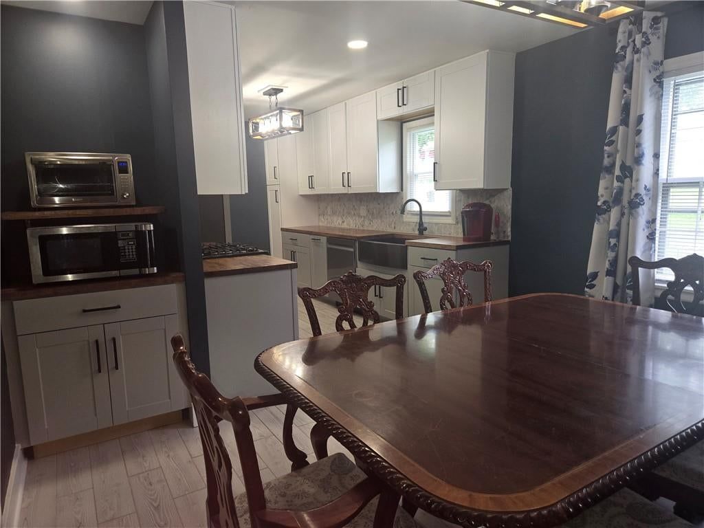4835 NE Sherwood Drive — photo 10
