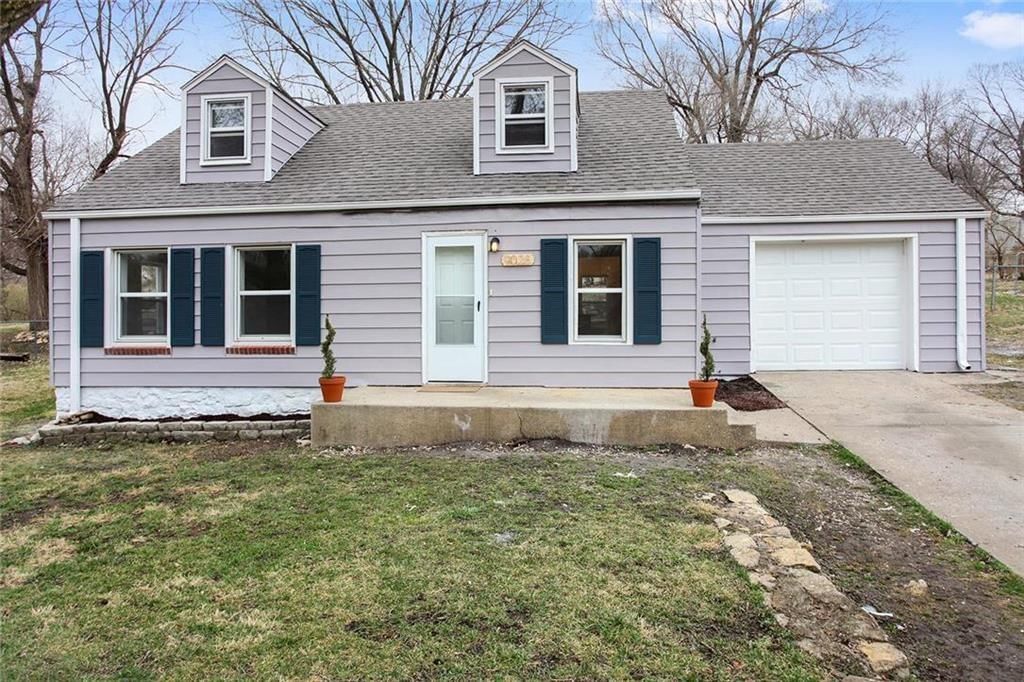 9028 McGee Street — photo 1