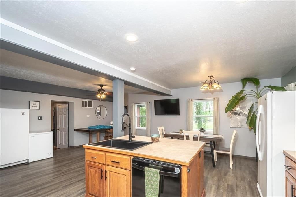 909 linn Street — photo 14