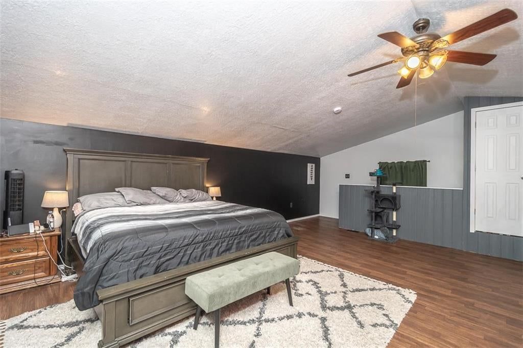 909 linn Street — photo 17