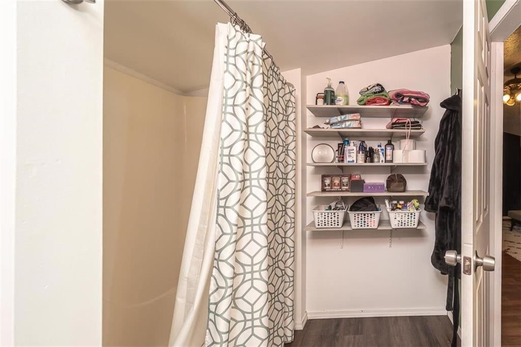 909 linn Street — photo 21