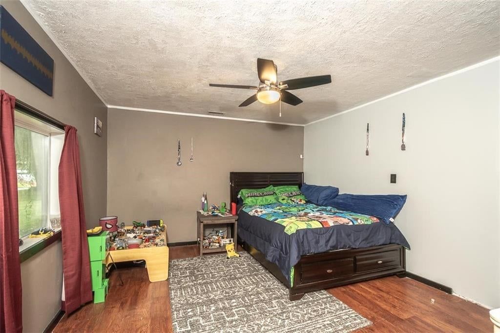 909 linn Street — photo 30