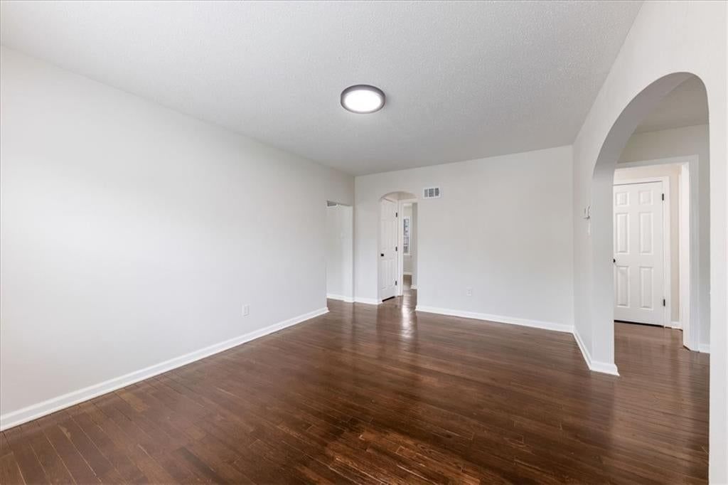 3646 Askew Avenue — photo 7