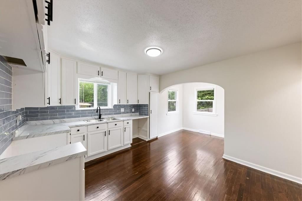 3646 Askew Avenue — photo 8