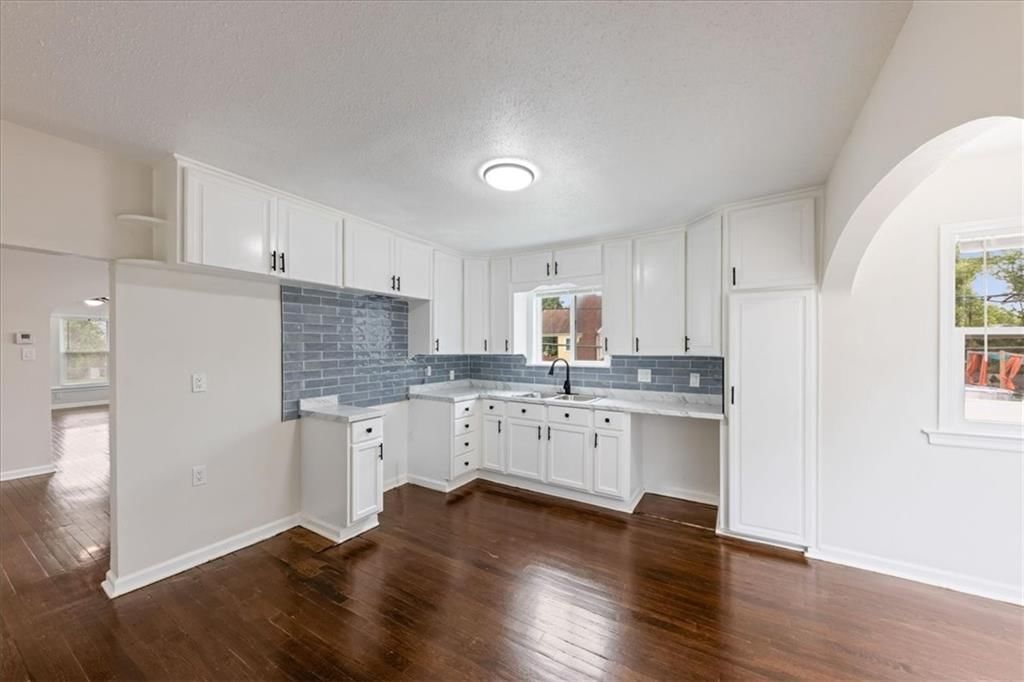 3646 Askew Avenue — photo 9