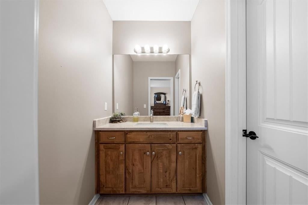 9885 Edgerton Road — photo 32