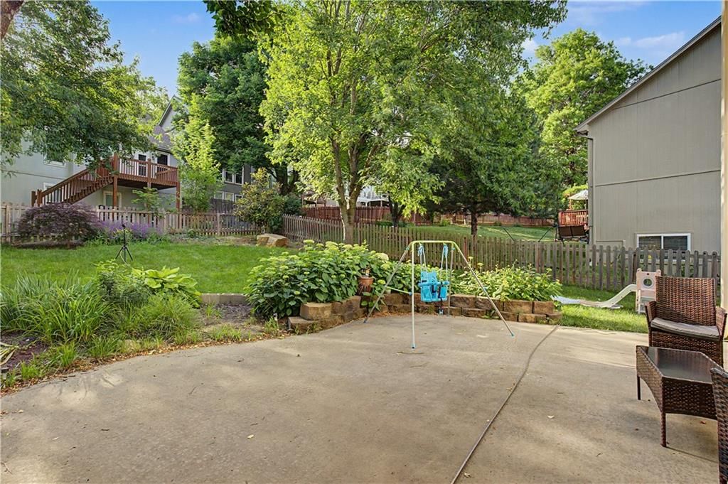 7228 Widmer Road — photo 32