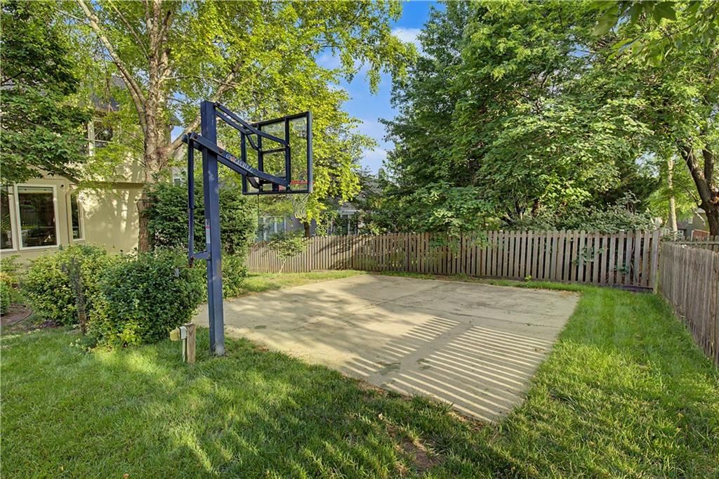 7228 Widmer Road — photo 35