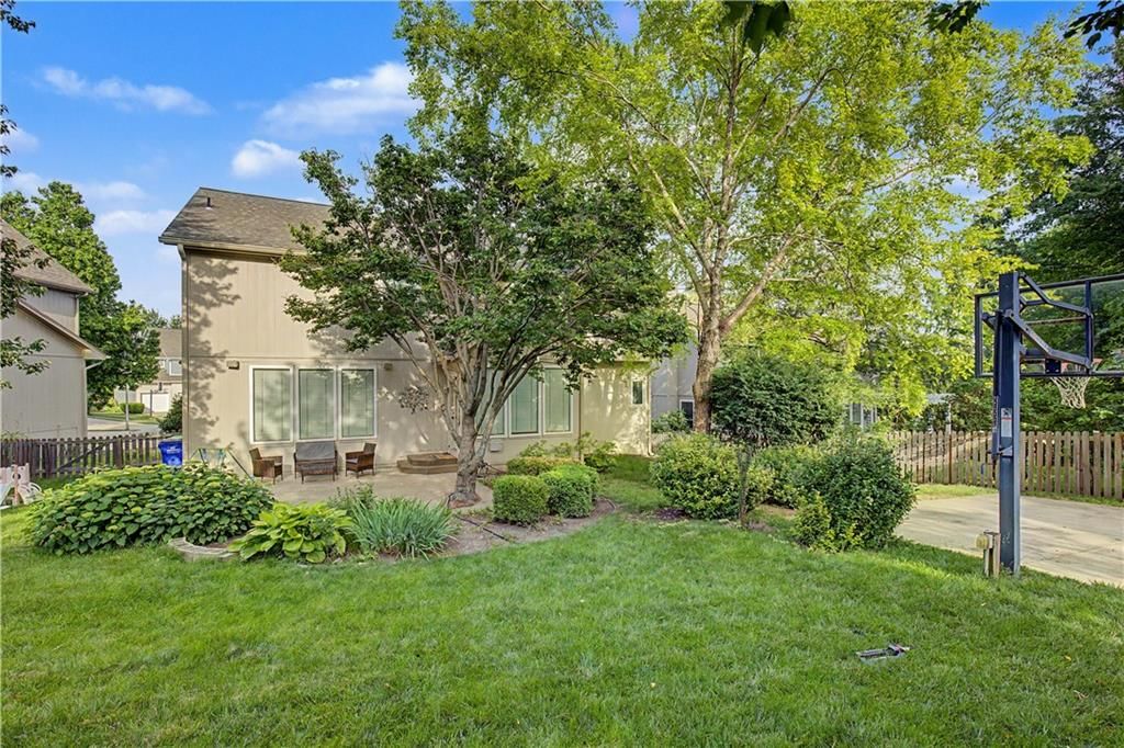 7228 Widmer Road — photo 36