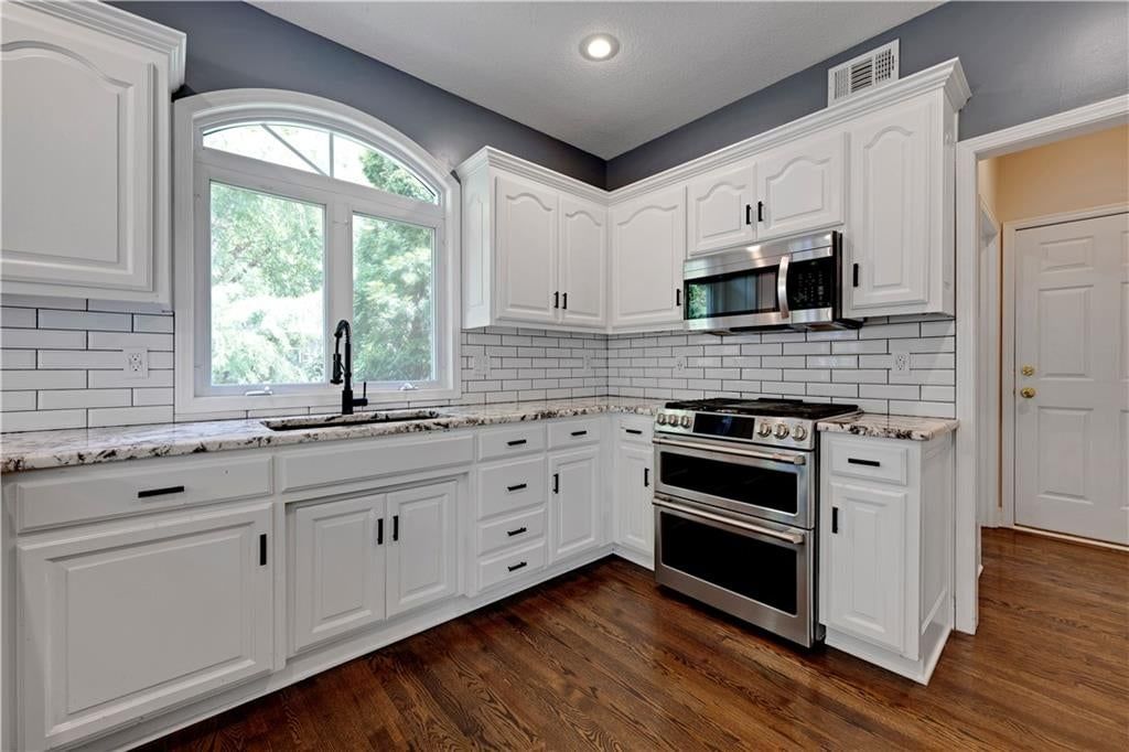 14714 Conser Street — photo 19