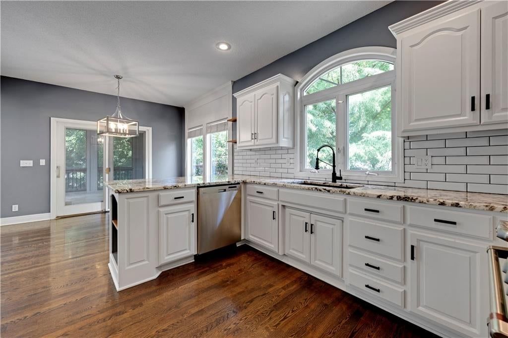 14714 Conser Street — photo 20