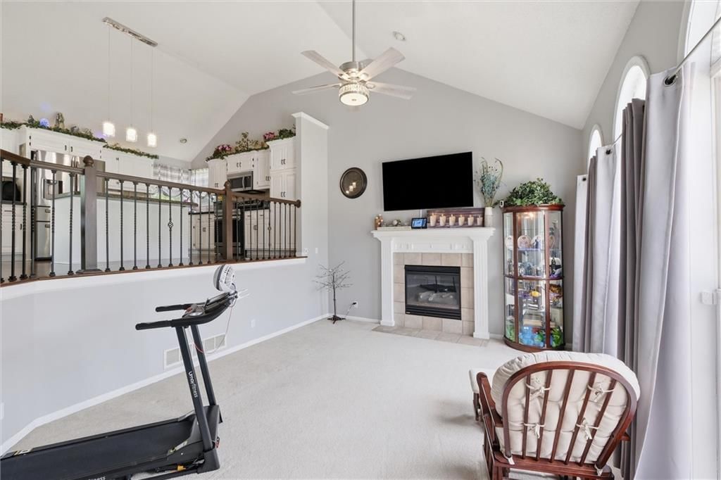 903 Silver Lake Circle — photo 4