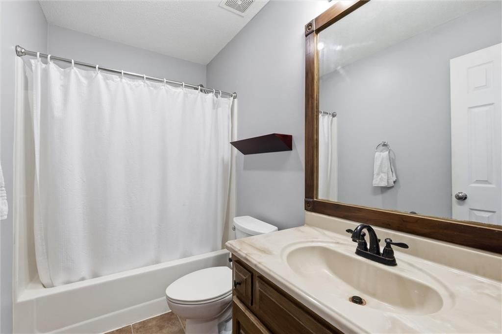 903 Silver Lake Circle — photo 24