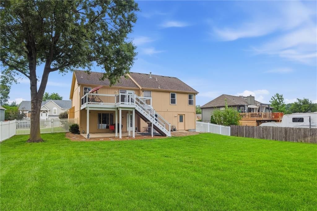 903 Silver Lake Circle — photo 30