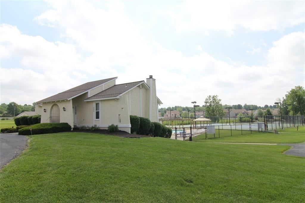903 Silver Lake Circle — photo 33