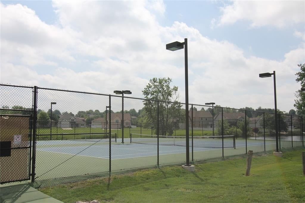 903 Silver Lake Circle — photo 35