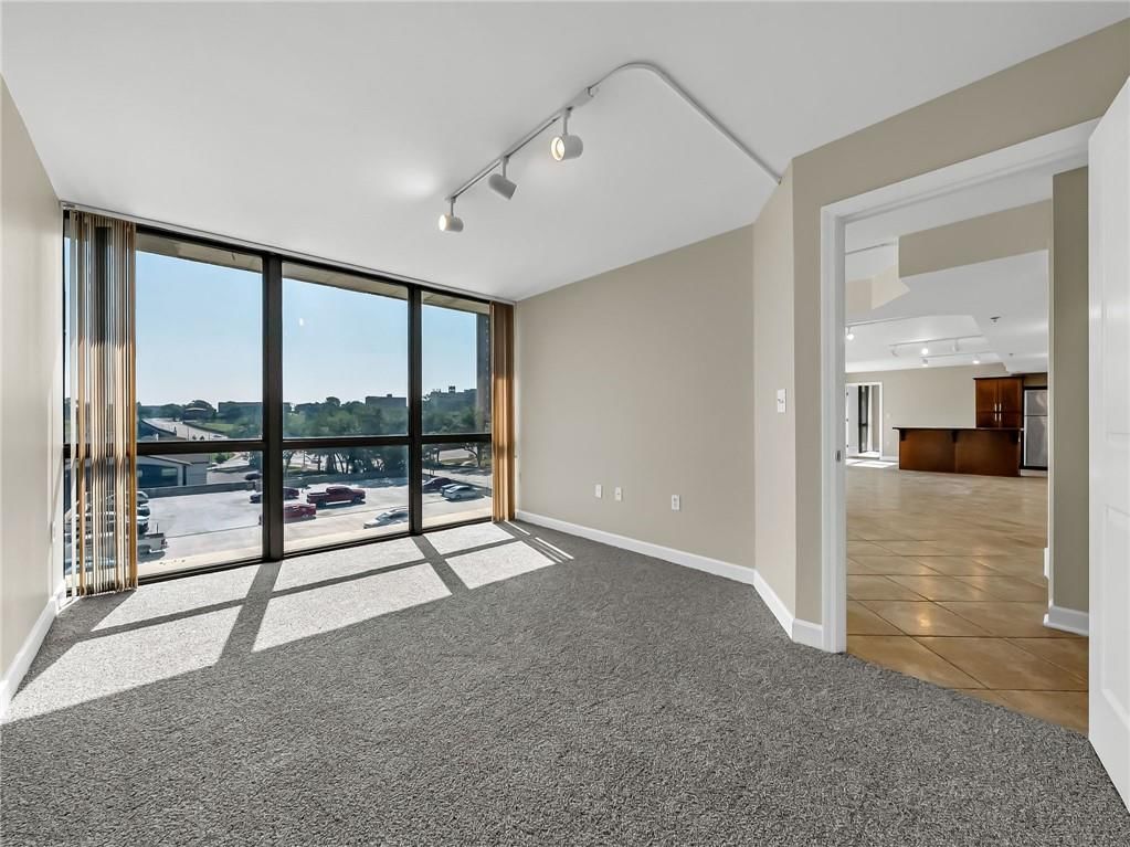600 Admiral Boulevard — photo 11