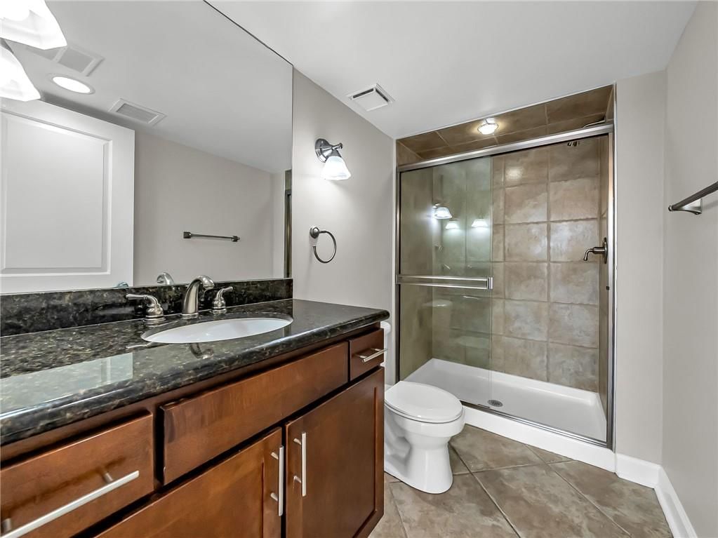 600 Admiral Boulevard — photo 22