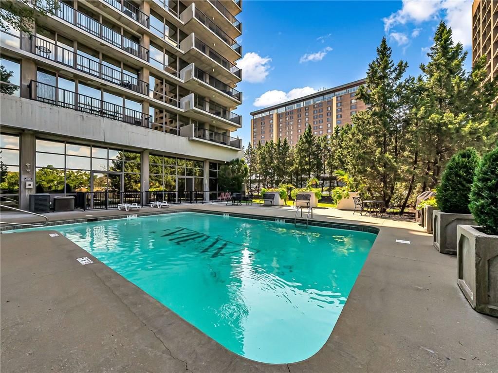 600 Admiral Boulevard — photo 24