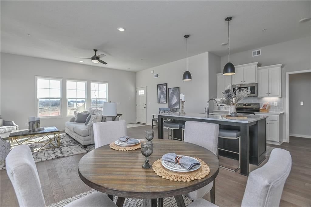 145 S Diane Drive — photo 17