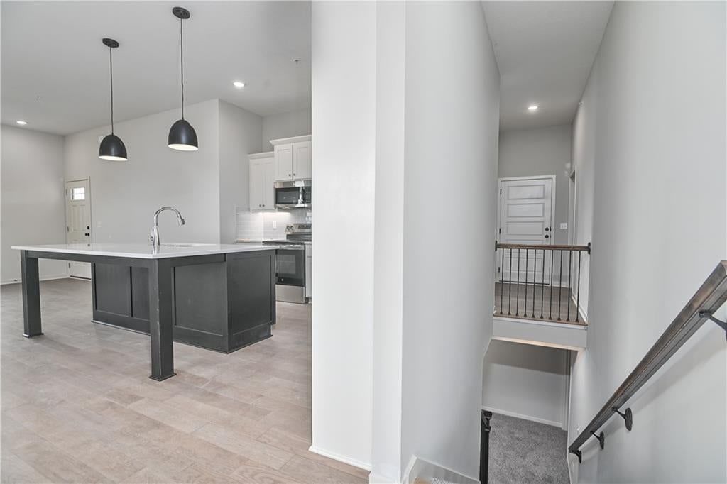 145 S Diane Drive — photo 40