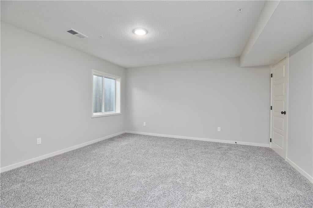 141 S Diane Drive — photo 46