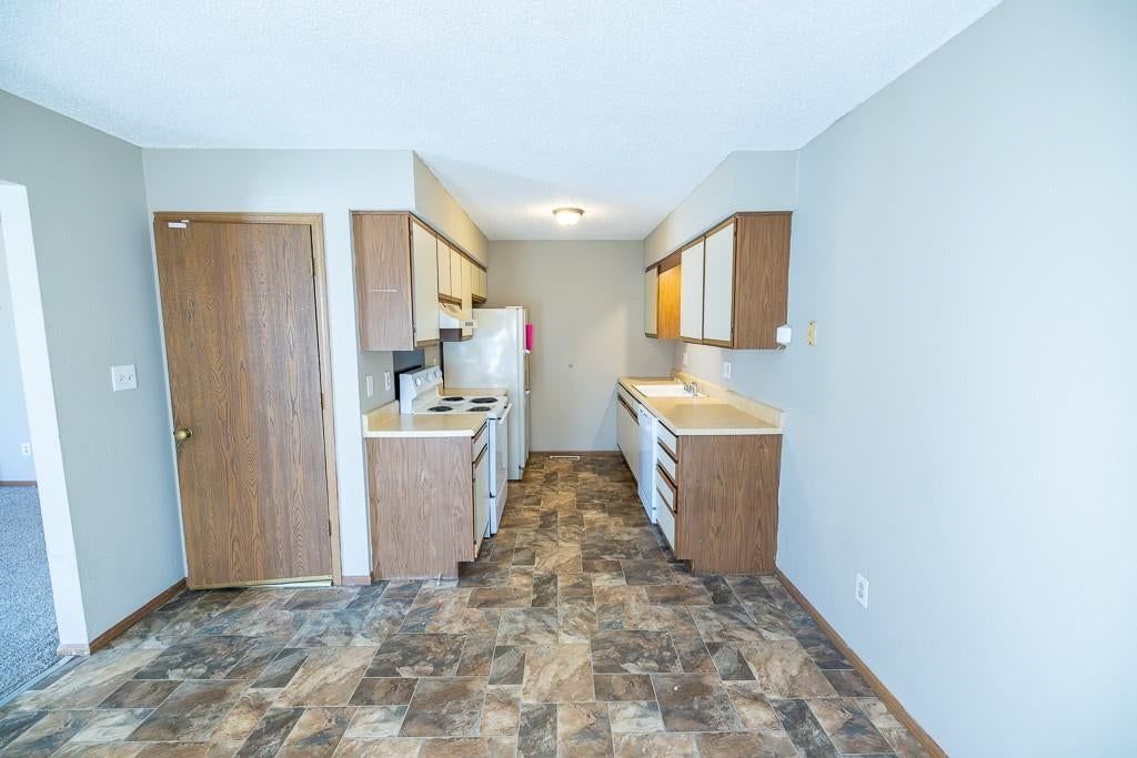 1620 & 1622 S Swope Drive — photo 7