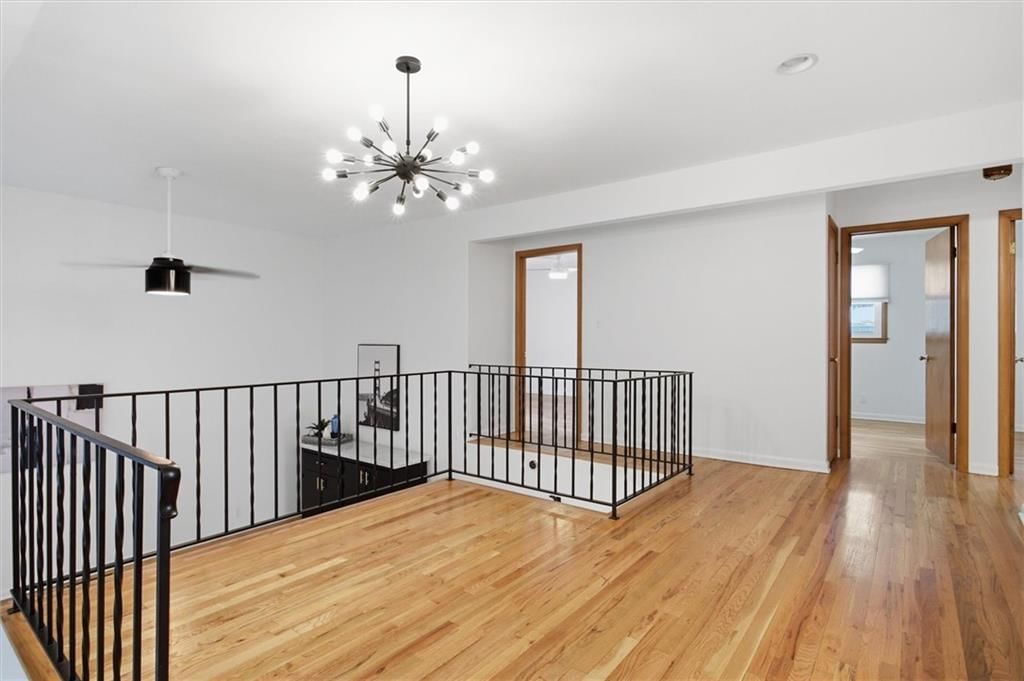 837 W 22nd Street — photo 8