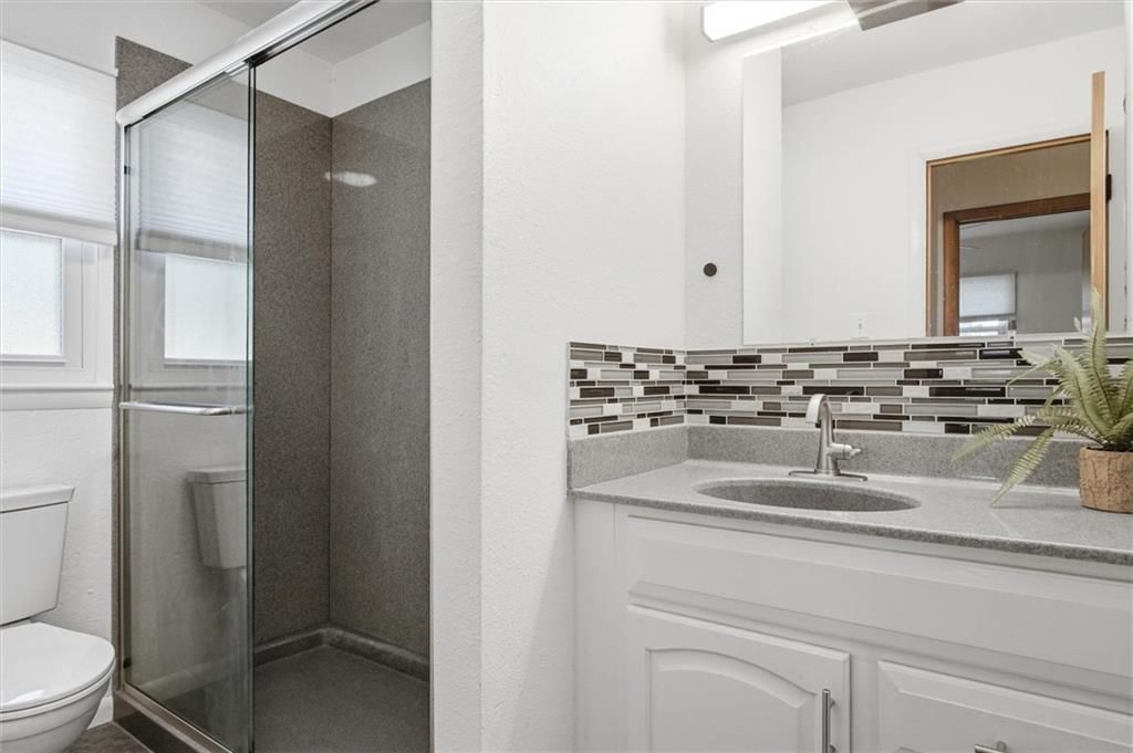 837 W 22nd Street — photo 14