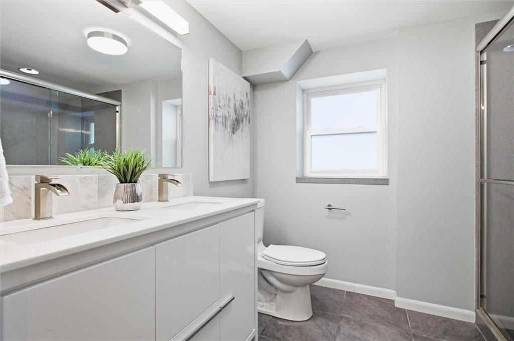 837 W 22nd Street — photo 17
